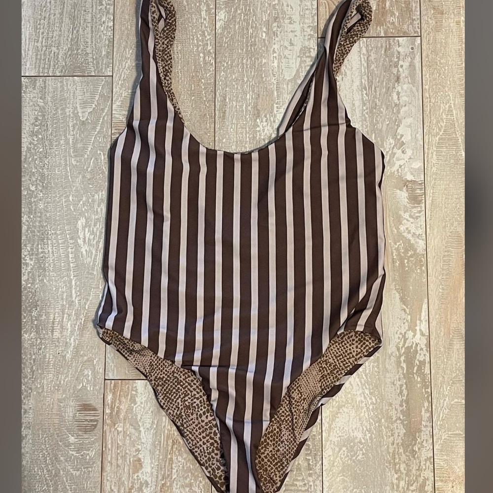 ACACIA one piece